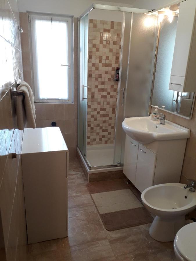 Apartments J&R Babara Biograd Na Moru Extérieur photo