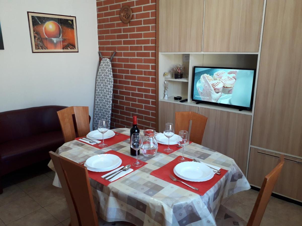 Apartments J&R Babara Biograd Na Moru Extérieur photo