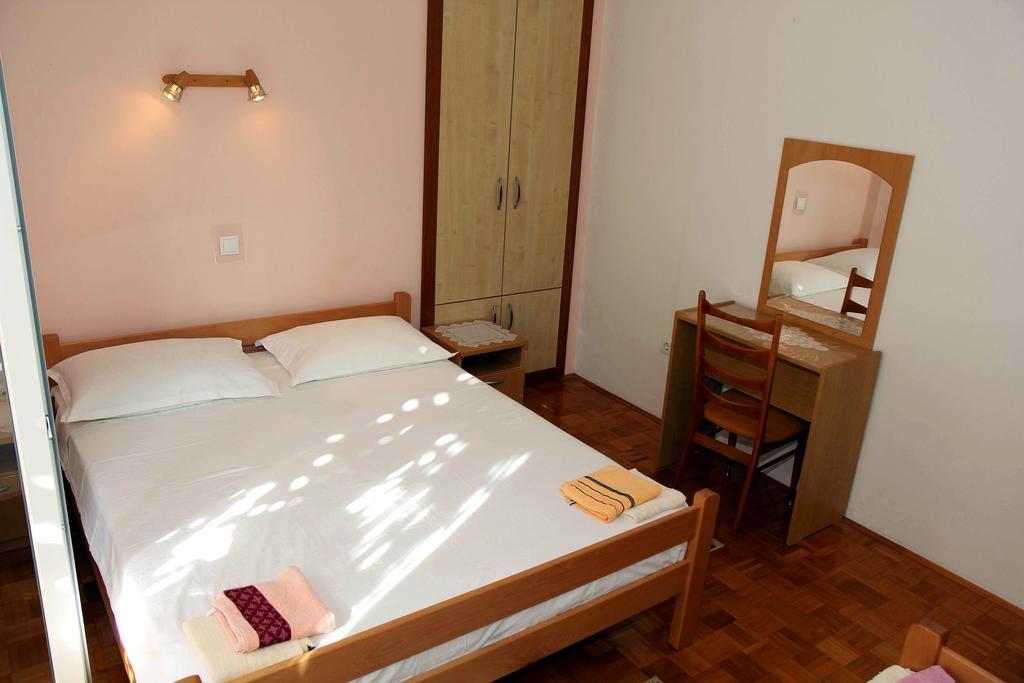 Apartments J&R Babara Biograd Na Moru Chambre photo