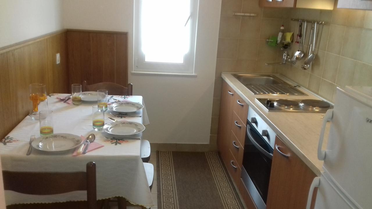 Apartments J&R Babara Biograd Na Moru Extérieur photo