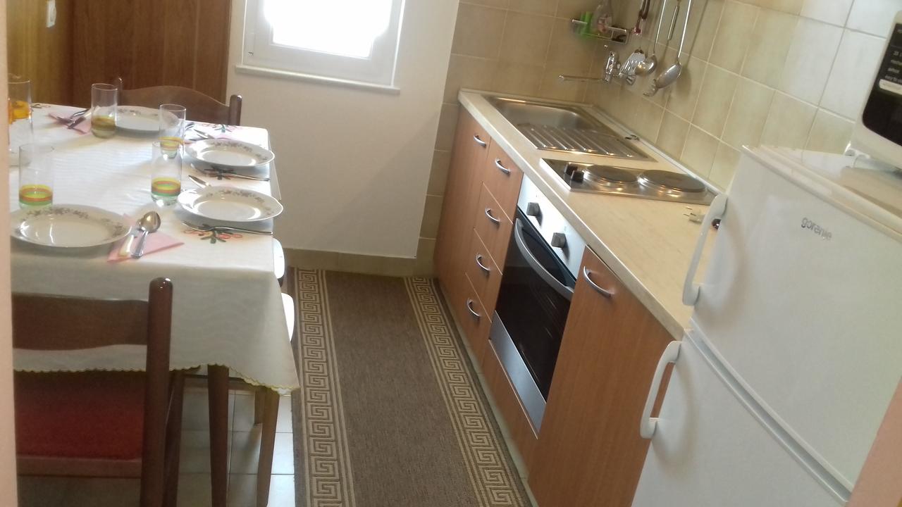 Apartments J&R Babara Biograd Na Moru Extérieur photo